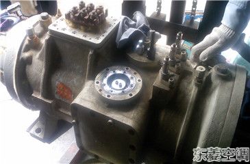 大金單螺桿壓縮機(jī)維修